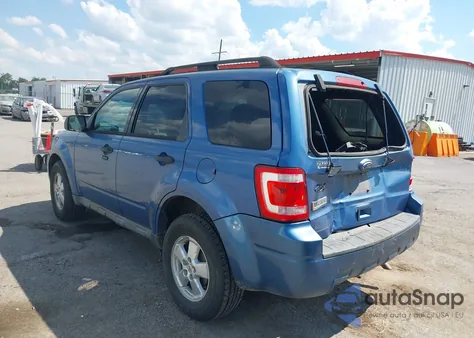 2010 Ford Escape Xlt z USA, uszkodzony, nr VIN 1FMCU9D70AKB89523
